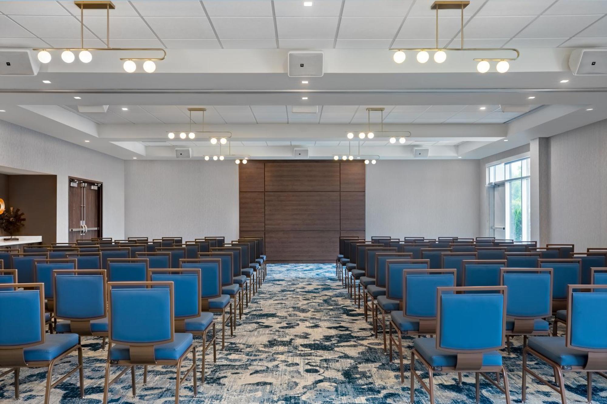Home2 Suites By Hilton Huntsville Esterno foto